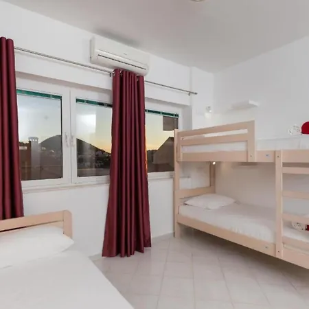 Free Bird - Bed In Four Bed Mixed 3 Holiday home Dubrovnik