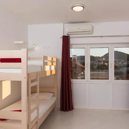 Free Bird - Bed In Four Bed Mixed 3 Ferienhaus *