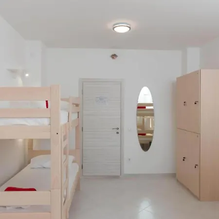 Nyaraló Free Bird - Bed In Four Bed Mixed 3 *